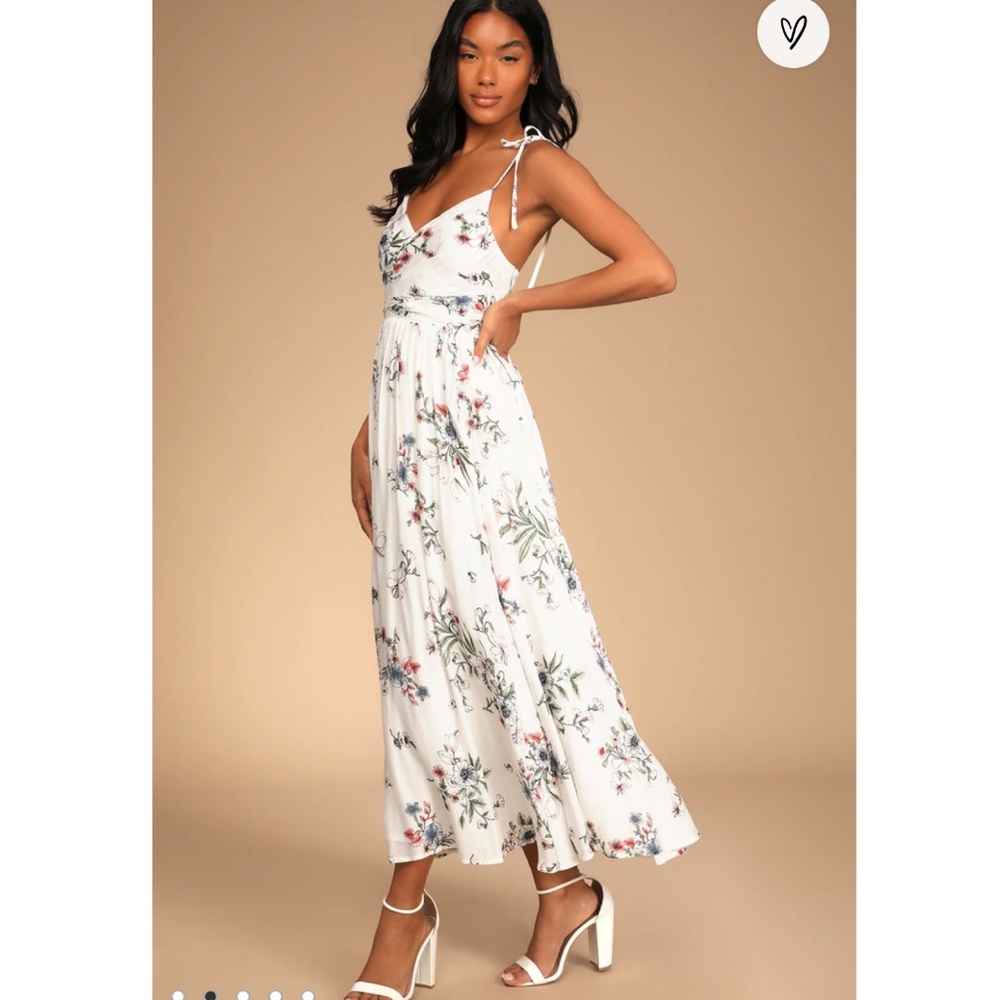 NWOT Meadow Flowers White Multi Floral Print Tie-Shoulder Maxi Dress
Lulus